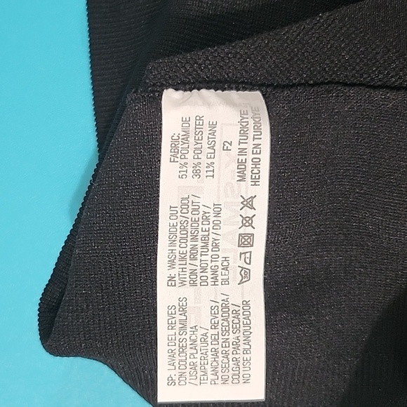 Alphalete button scrunch gym shorts XS - Picture 4 of 5